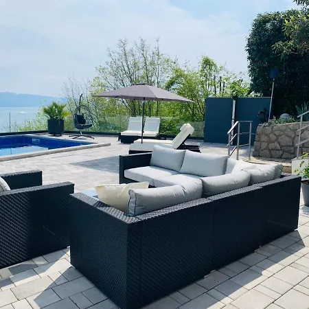 White Pearl Luxury With Pool And Sea View Villa *