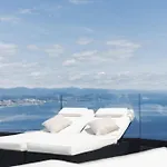 White Pearl Luxury With Pool And Sea View Villa