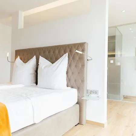 White Pearl Luxury With Pool And Sea View