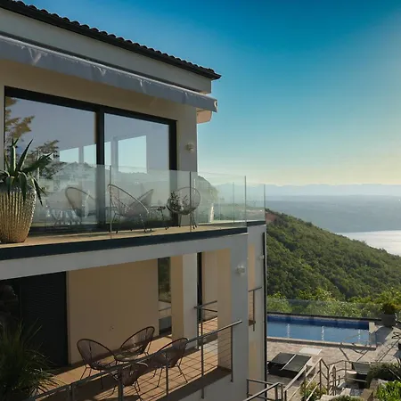 ヴィラ White Pearl Luxury With Pool And Sea View *