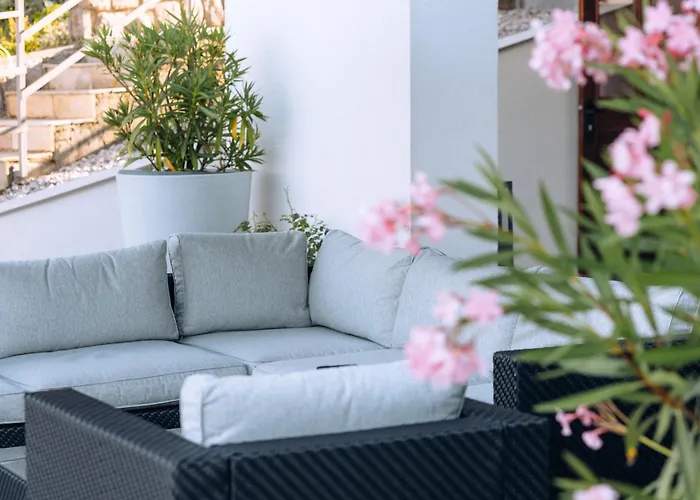 White Pearl Luxury With Pool And Sea View * Opatija