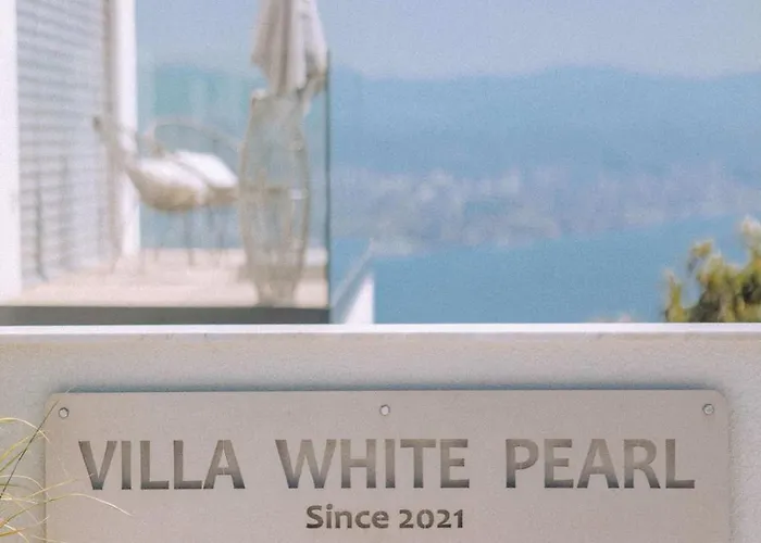 White Pearl Luxury With Pool And Sea View Opatija