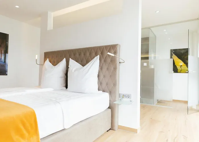 White Pearl Luxury With Pool And Sea View