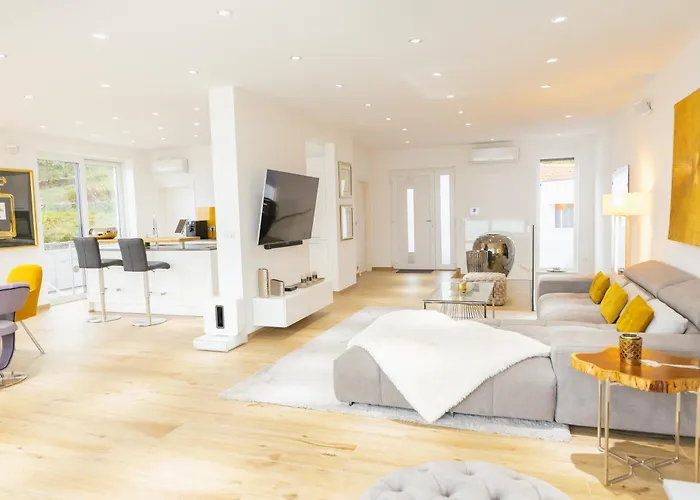 White Pearl Luxury With Pool And Sea View Villa