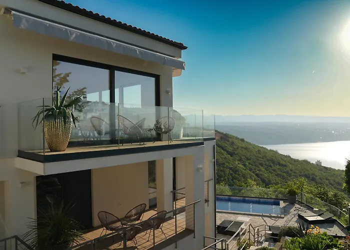 ヴィラ White Pearl Luxury With Pool And Sea View *