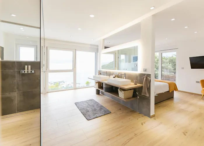 White Pearl Luxury With Pool And Sea View Villa